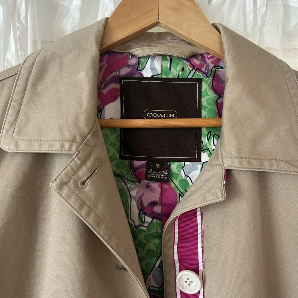 Coach - Picture 2 of 2